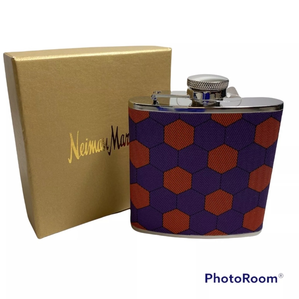 NEIMAN MARCUS FLASK IN GIFT BOX. HONEYCOMB PRINT FLASK.RED/PURPLE.NWT.